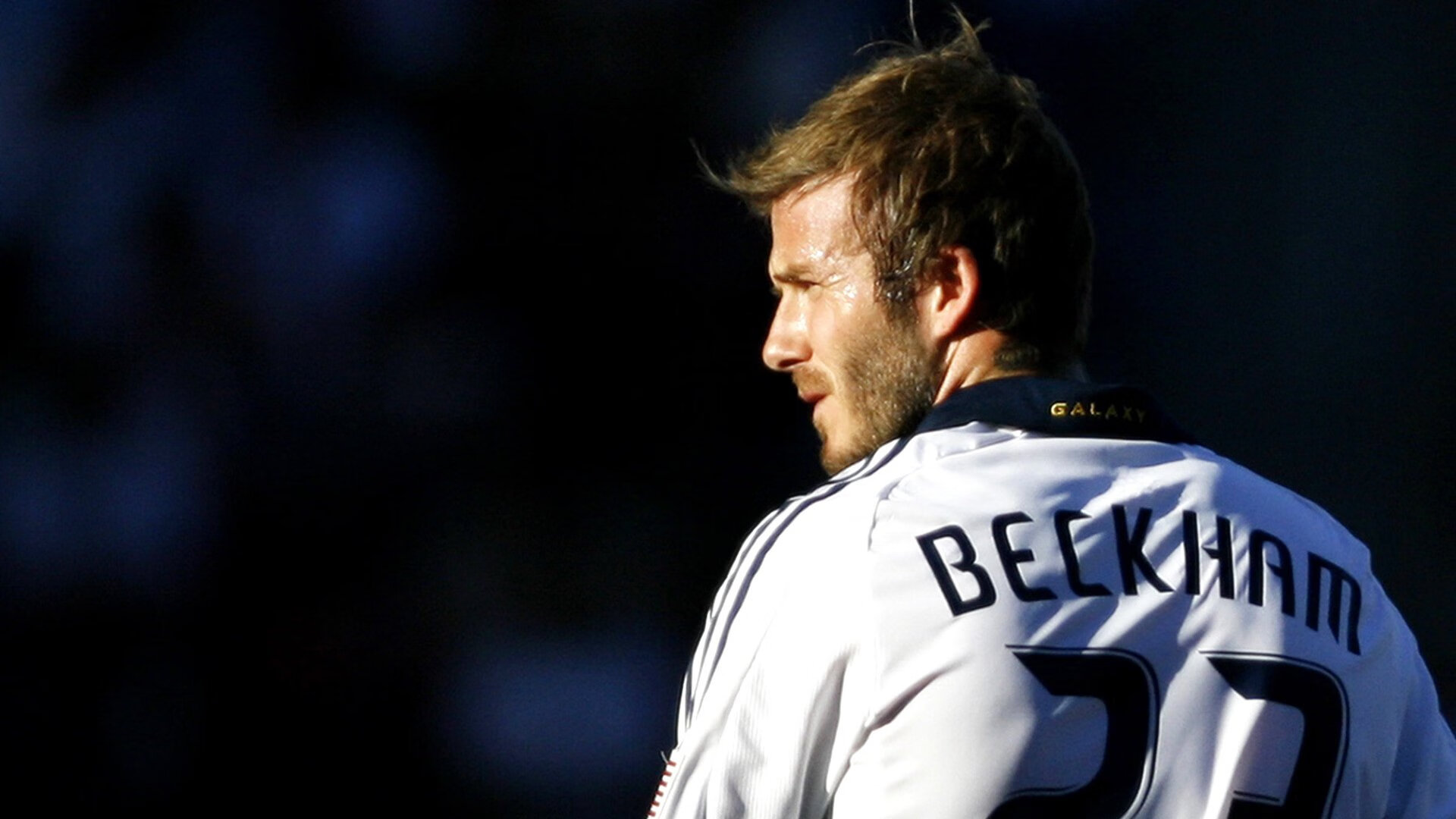 “萨尔·巴赫:南非橄榄球的希望,点燃全队士气”